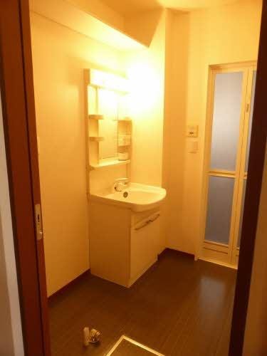 洗面設備　シャンプードレッサー