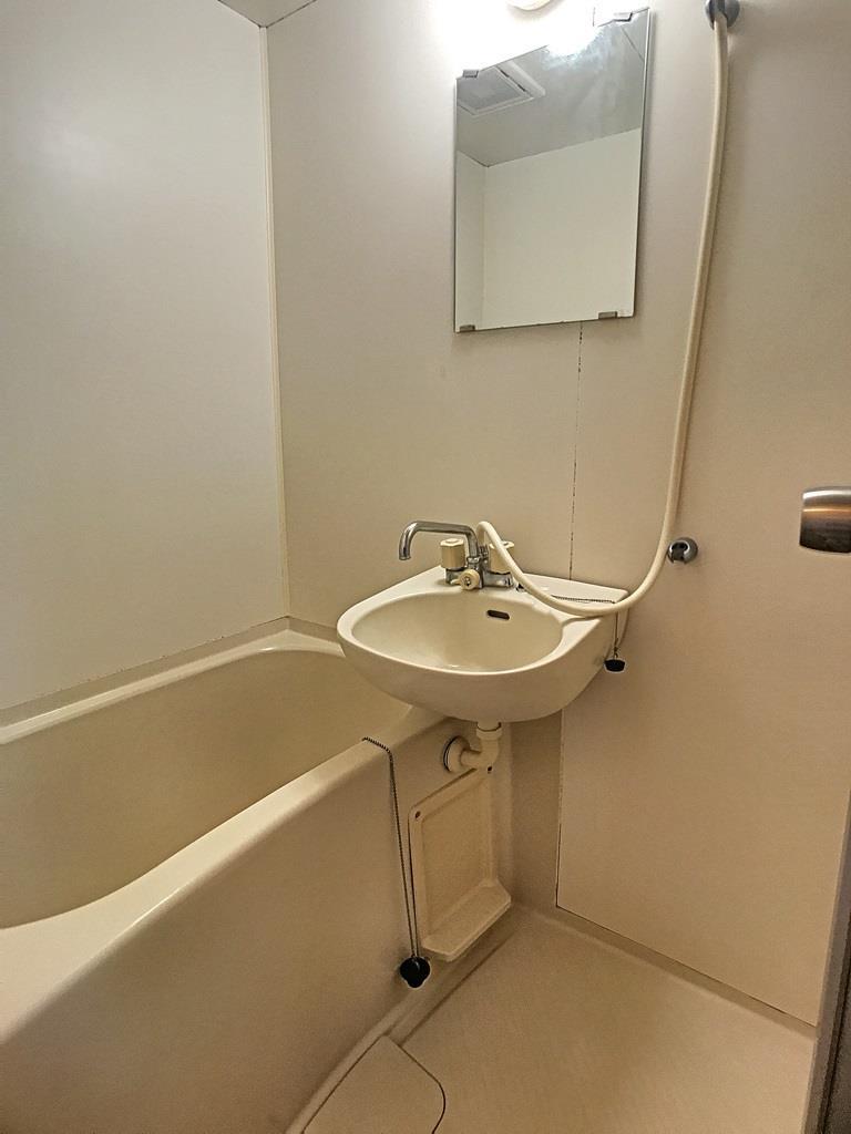 バス・シャワールーム　他室参照