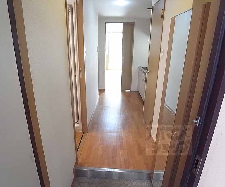 玄関　玄関です。