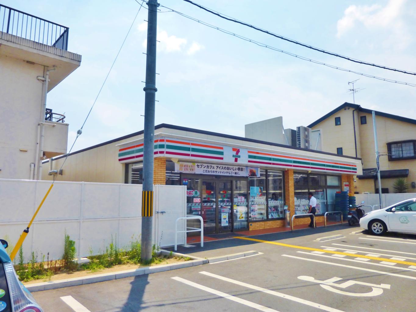 コンビニ　セブンーイレブン藤井寺道明寺店（コンビニ）まで709m