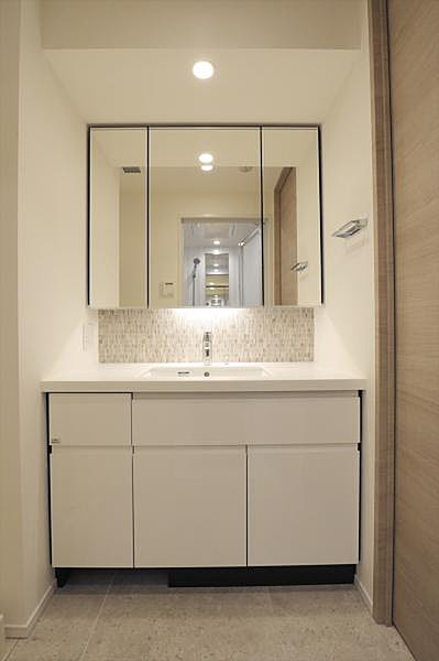 洗面設備　別部屋参考写真