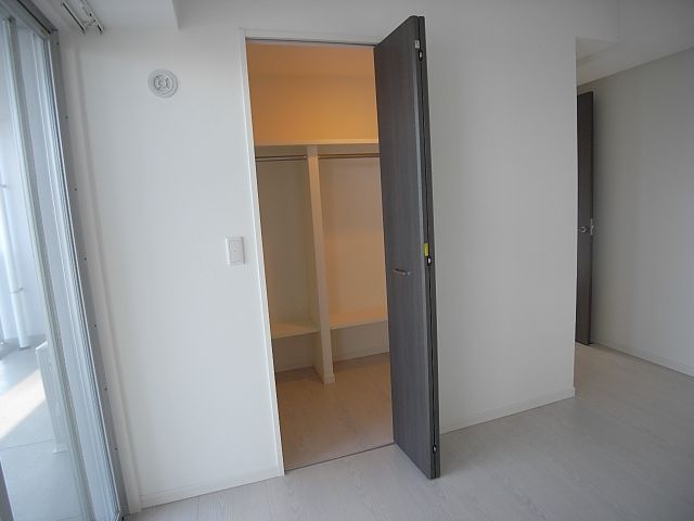 収納　ウォークインクローゼット