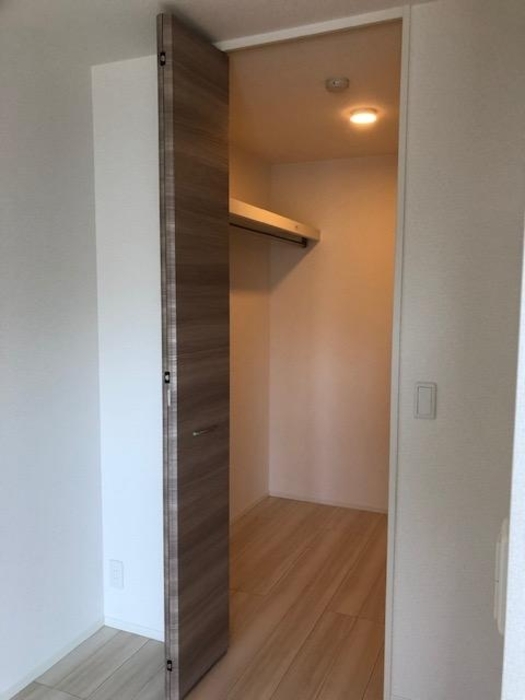 収納　ウォークインクローゼットなので収納豊富です★