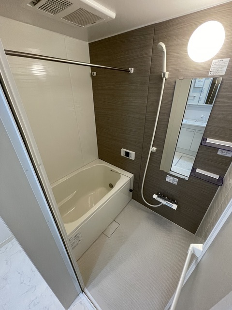 バス・シャワールーム