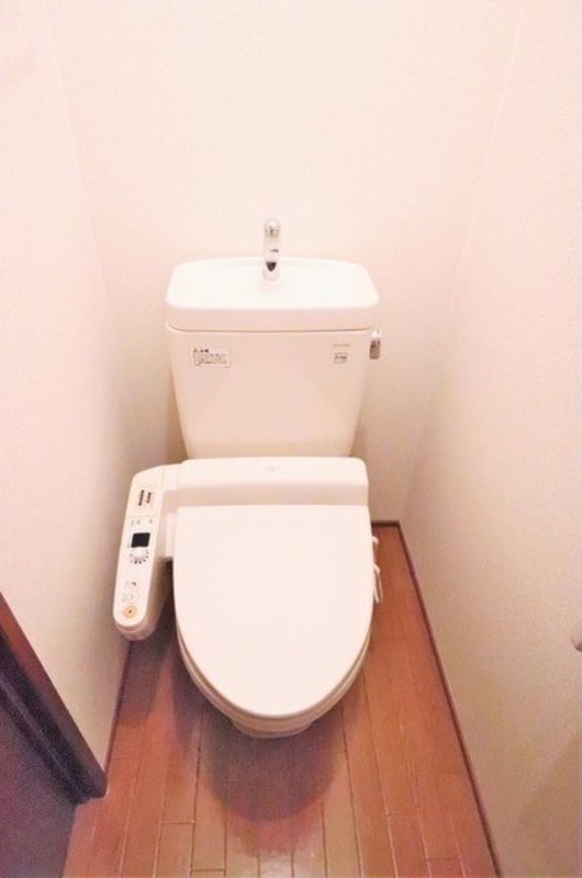 トイレ　図面と現状に相違がある場合には現状を優先