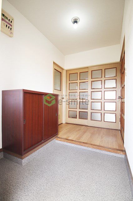 玄関　シンプルで使いやすい玄関です