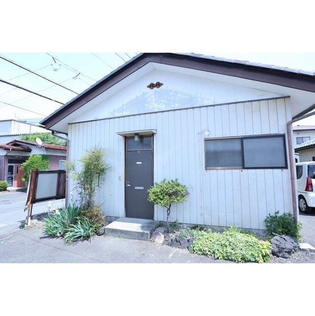 建物外観　６号