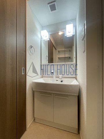 洗面設備　※他のお部屋の写真を転用しております