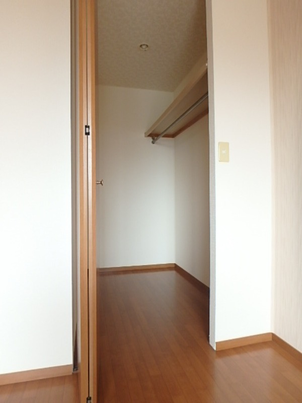 収納　図面と現状に相違がある場合には現状を優先