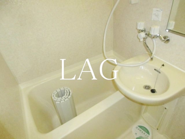 バス・シャワールーム　お風呂です。