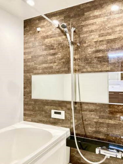 バス・シャワールーム