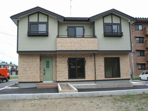 建物外観　外観写真（昼）