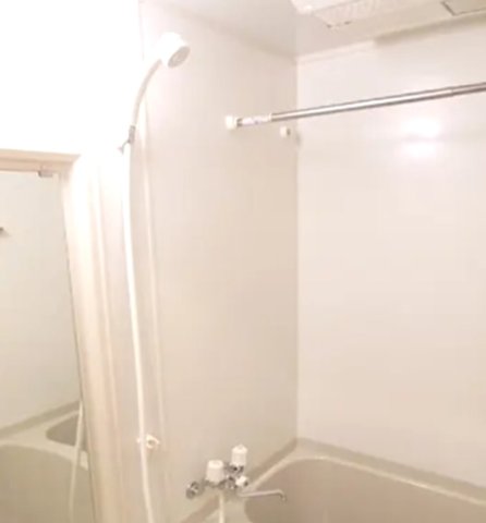 バス・シャワールーム　※別部屋の参考写真です。