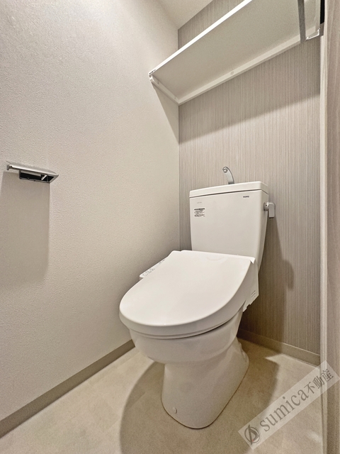 トイレ　温水洗浄便座完備♪