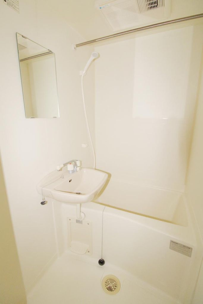 バス・シャワールーム　洗面