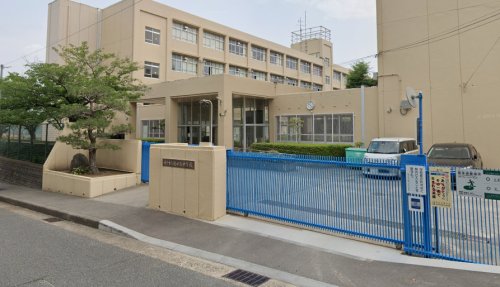 中学校　神戸市立桜が丘中学校（中学校）まで3446m