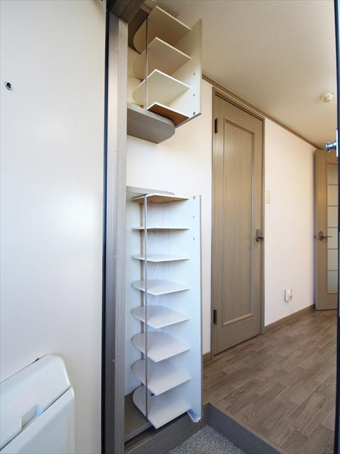 その他　松山市南吉田町　スカイハイツＷ　靴収納
