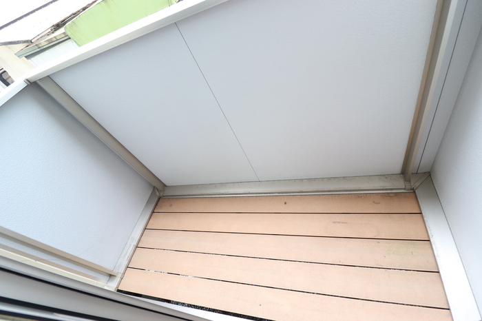 バルコニー　バルコニーからの眺めを楽しみながら食事をしませんか