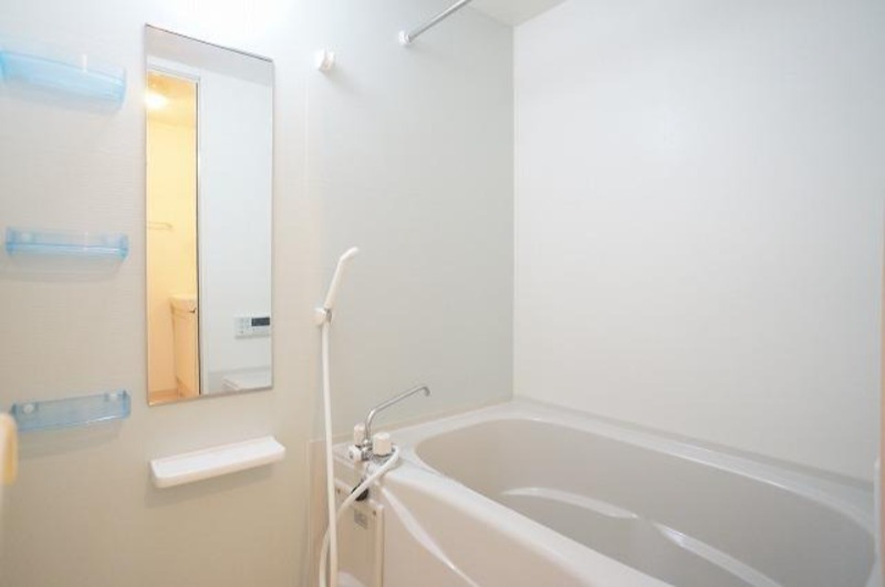 バス・シャワールーム　図面と現状に相違がある場合には現状を優先