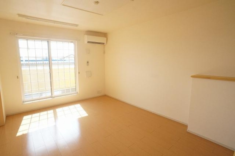 居室・リビング　図面と現状に相違がある場合には現状を優先