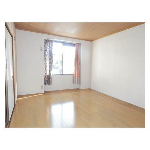 居室・リビング　末広サンフレアの洋室