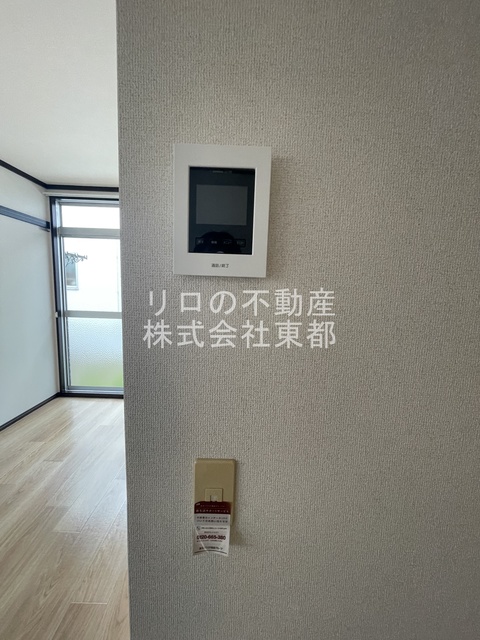 セキュリティ　訪問者が一目で分かる、安心のＴＶモニタ付インターホンです！