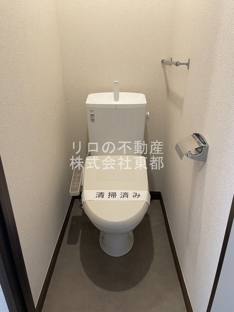 トイレ　人気の洗浄便座付です！清潔感を保てます♪