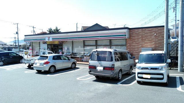 コンビニ　セブンイレブン 富士宮橋戸店（コンビニ）まで1155m