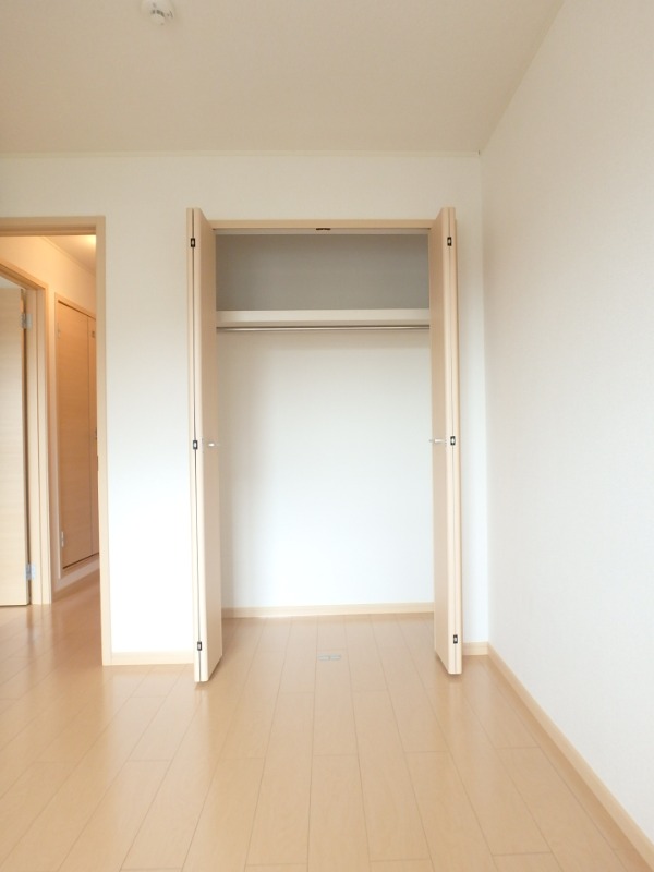 収納　図面と現状に相違がある場合には現状を優先