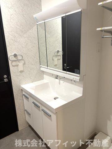 洗面設備　洗髪洗面化粧台