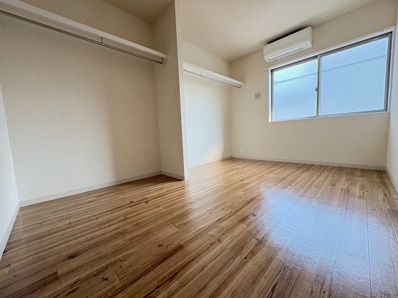 居室・リビング　※別部屋の写真です