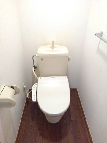 トイレ　トイレもきれいです