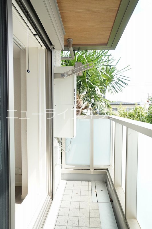 バルコニー　開放感のある風通しの良いバルコニー。