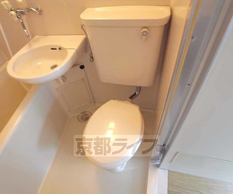 トイレ　きれいなトイレです