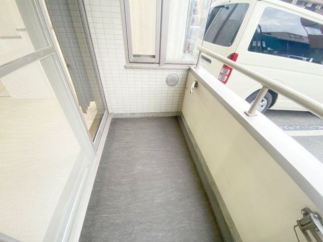 バルコニー　バルコニー