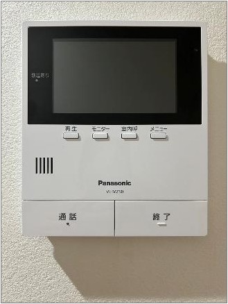 セキュリティ　来訪者の確認が出来るモニター付インターホン
