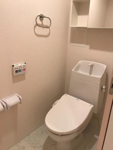 トイレ　シャワー付トイレ