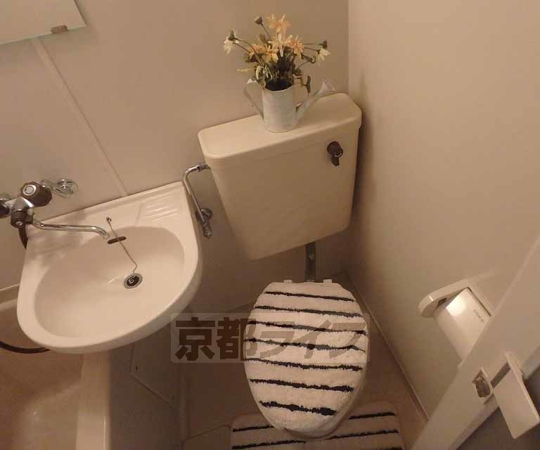 リアライズ富野荘のトイレ写真