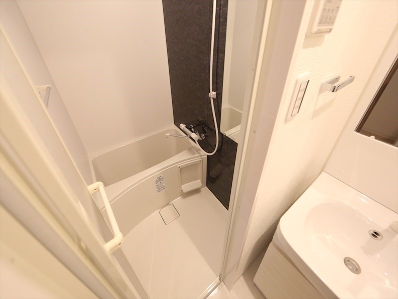 バス・シャワールーム　バスルーム　浴室暖房乾燥機付き