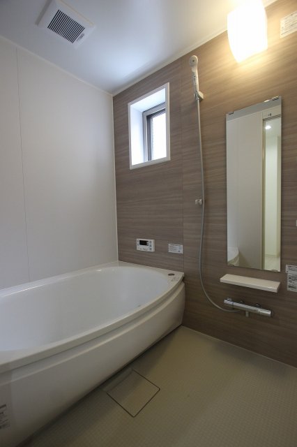 バス・シャワールーム　同物件別号室