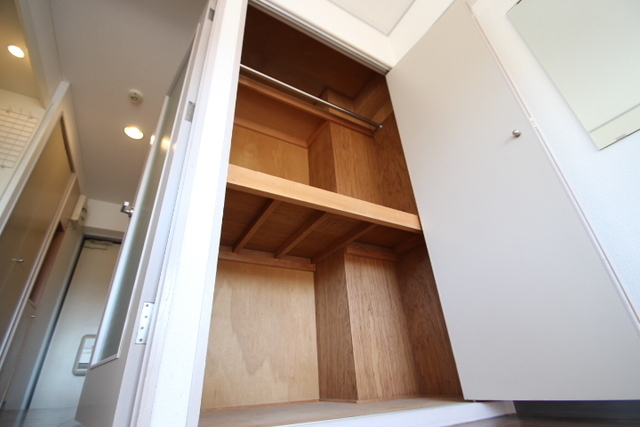 収納　同物件別号室
