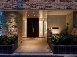 エントランス　毎日通るエントランスはこのようになっています