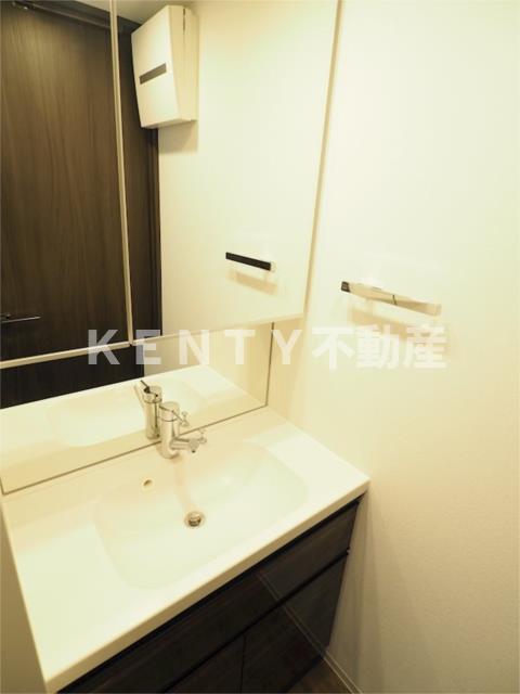 洗面設備　使いやすい洗面所です