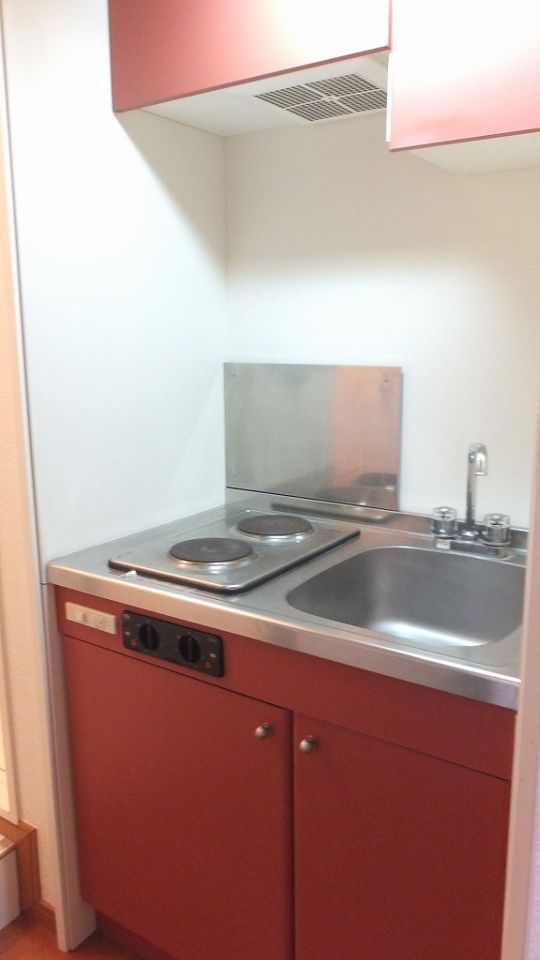 キッチン　2口の電気コンロ