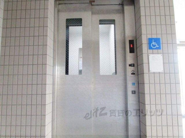 その他設備　エレベーター