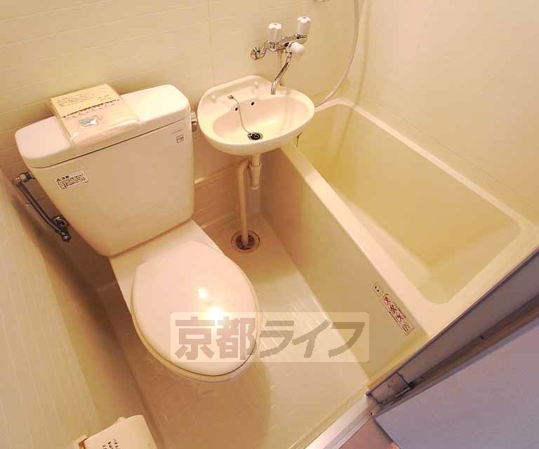 バス・シャワールーム　ユニットバスです。