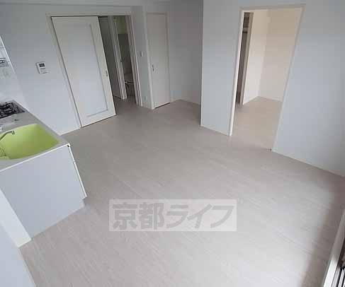 バルコニー　きれいで気分も上がりますね・