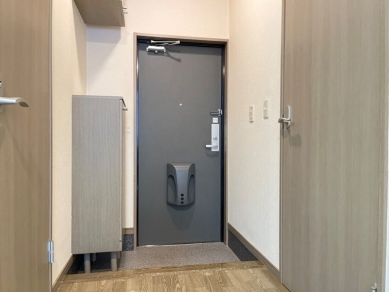 玄関　図面と現状に相違がある場合には現状を優先