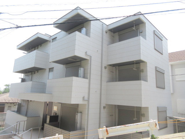 エントランス　耐震耐火性に優れた旭化成へーベルメゾン