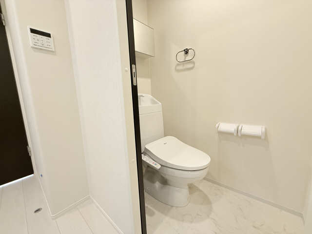 トイレ　同一タイプです。